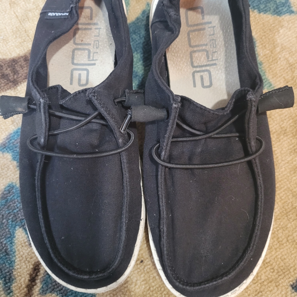Hey Dude Womens Black Slip-On Loafers with Elastic Goring